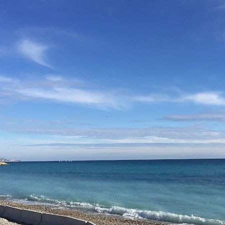 Studio 28 M2 Au Calme A Menton Bagian luar foto