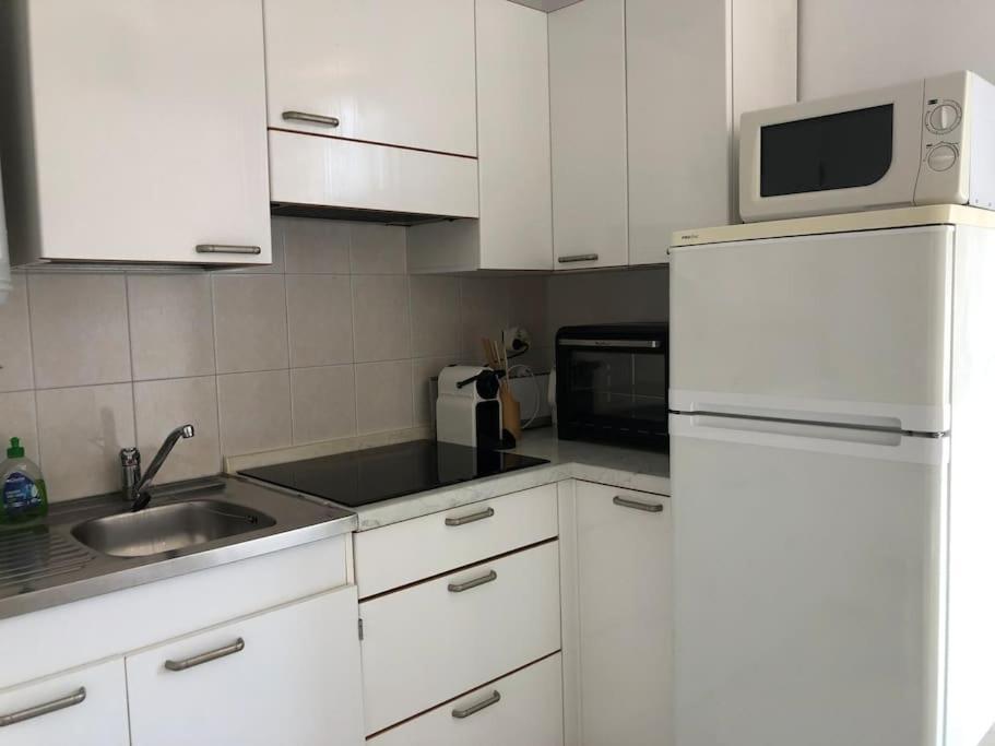 Studio 28 M2 Au Calme A Menton Bagian luar foto