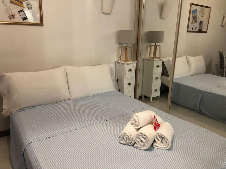 Studio 28 M2 Au Calme A Menton Bagian luar foto