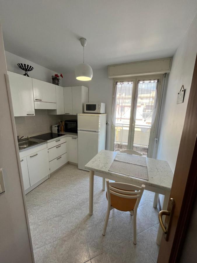 Studio 28 M2 Au Calme A Menton Bagian luar foto
